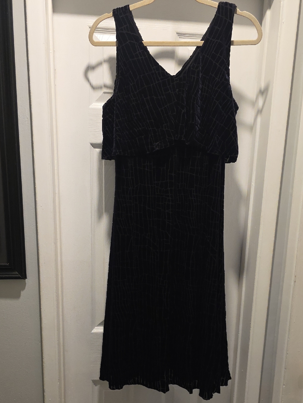 H by Halston Black Textured V-Neck Midi Dress